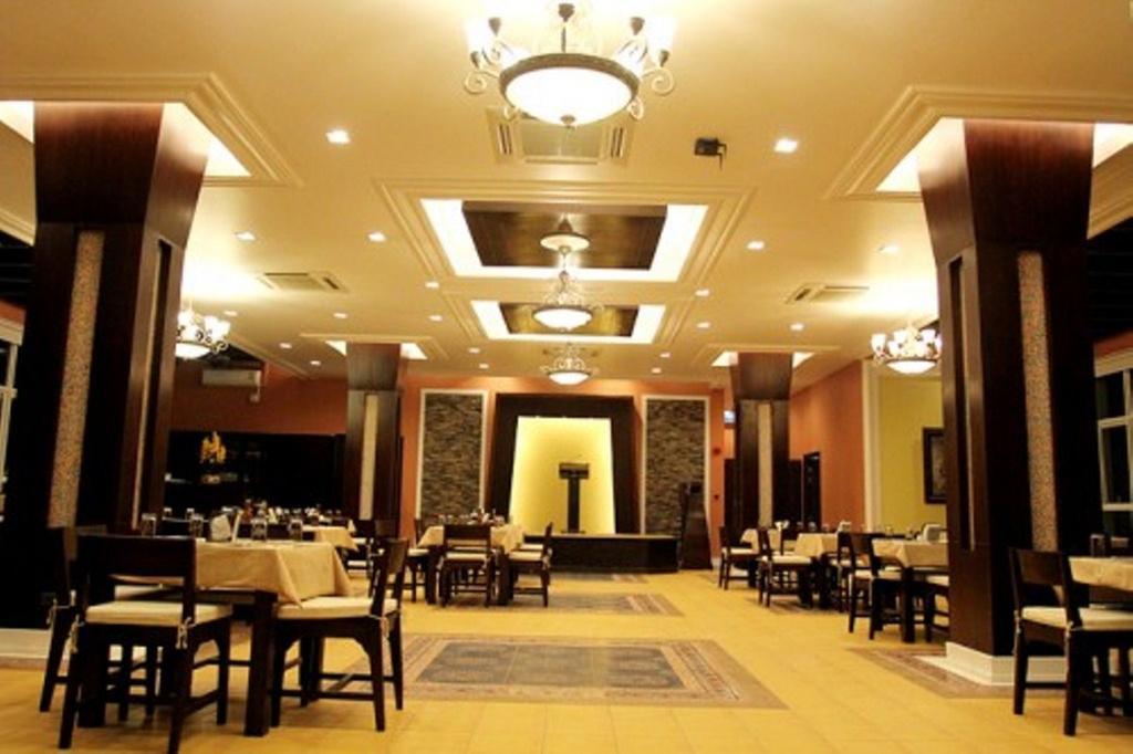 מה סאי Chour Palace Hotel מראה חיצוני תמונה